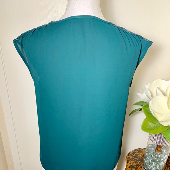 Loft Blouse - Picture 3 of 7